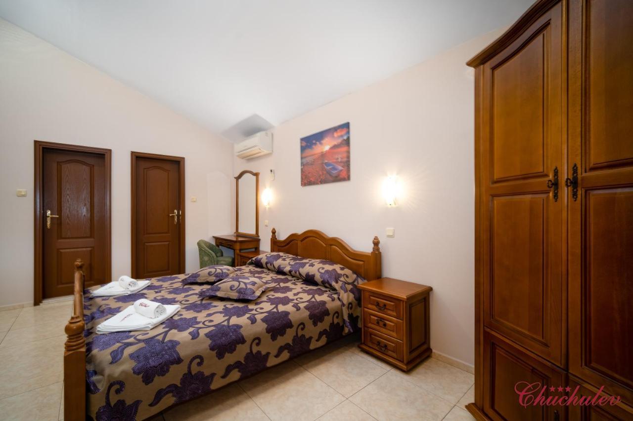 Hotel Chuchulev Σωζόπολη Εξωτερικό φωτογραφία