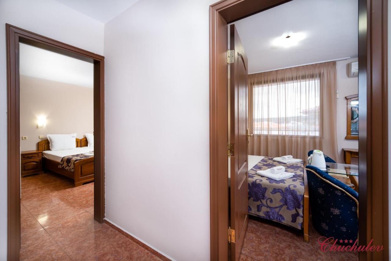 Hotel Chuchulev Σωζόπολη Εξωτερικό φωτογραφία