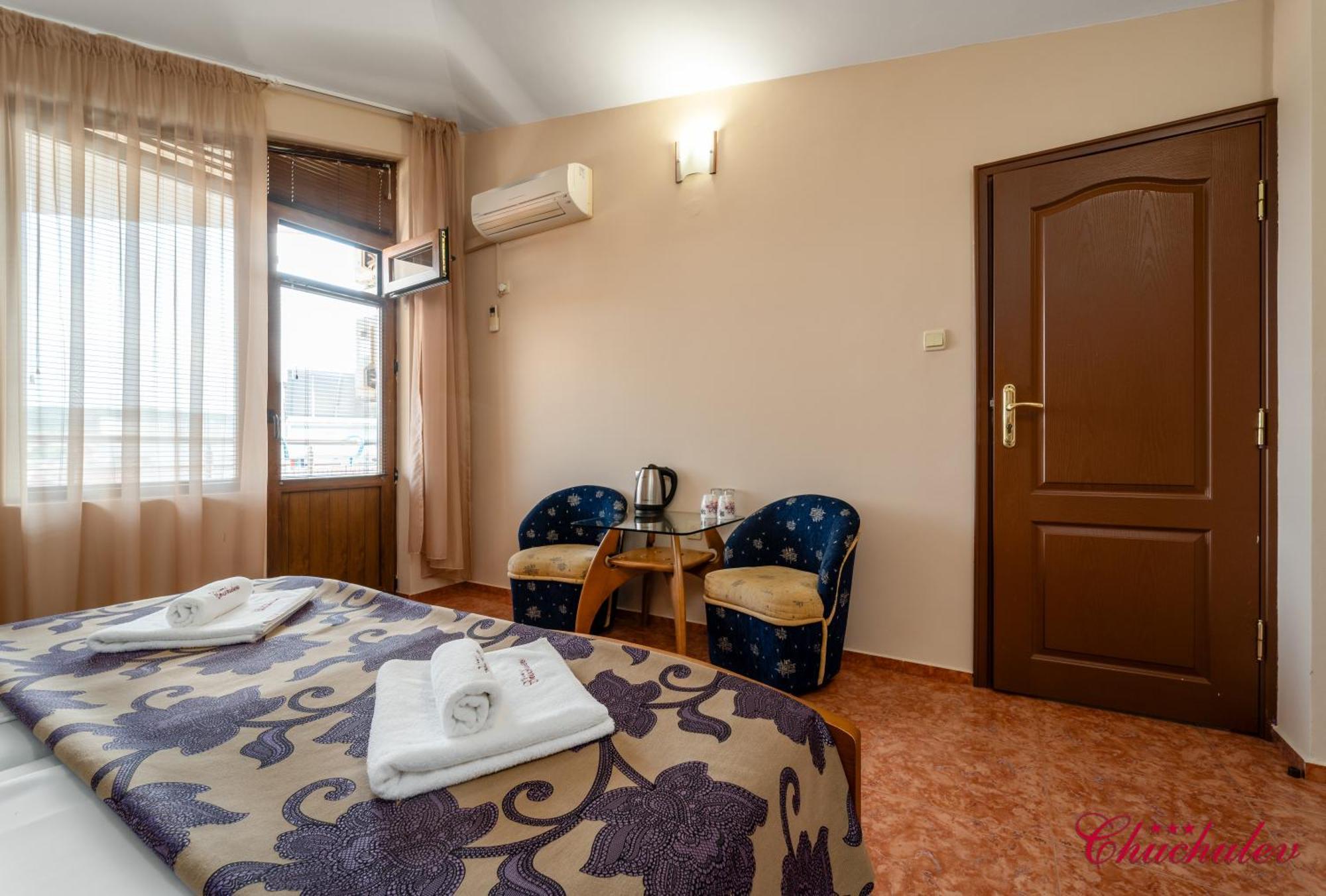 Hotel Chuchulev Σωζόπολη Εξωτερικό φωτογραφία