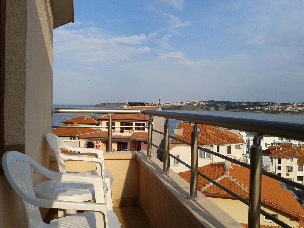 Hotel Chuchulev Σωζόπολη Εξωτερικό φωτογραφία