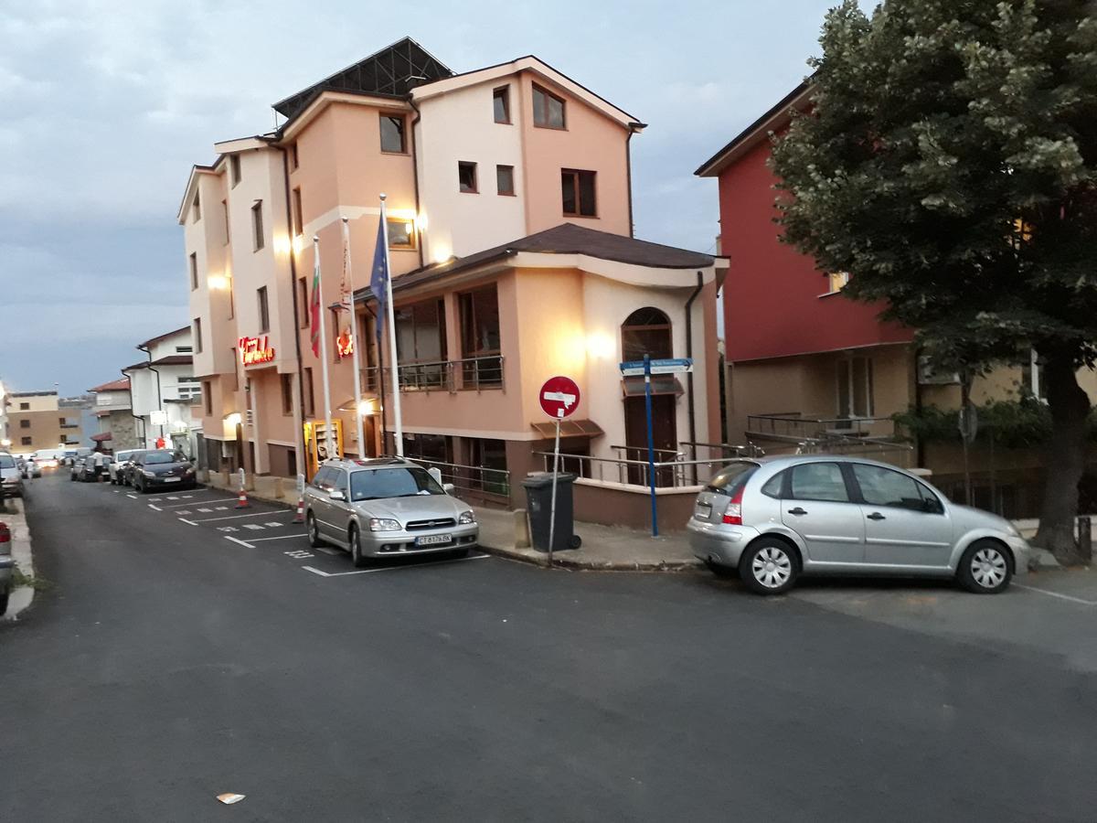 Hotel Chuchulev Σωζόπολη Εξωτερικό φωτογραφία